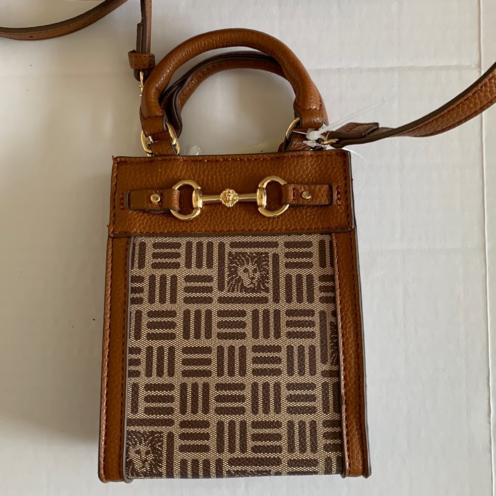 ANNE‎ KLEIN. Anne Klein Mini N/S Horsebit Crossbody. Cream- Brown/Saddle.